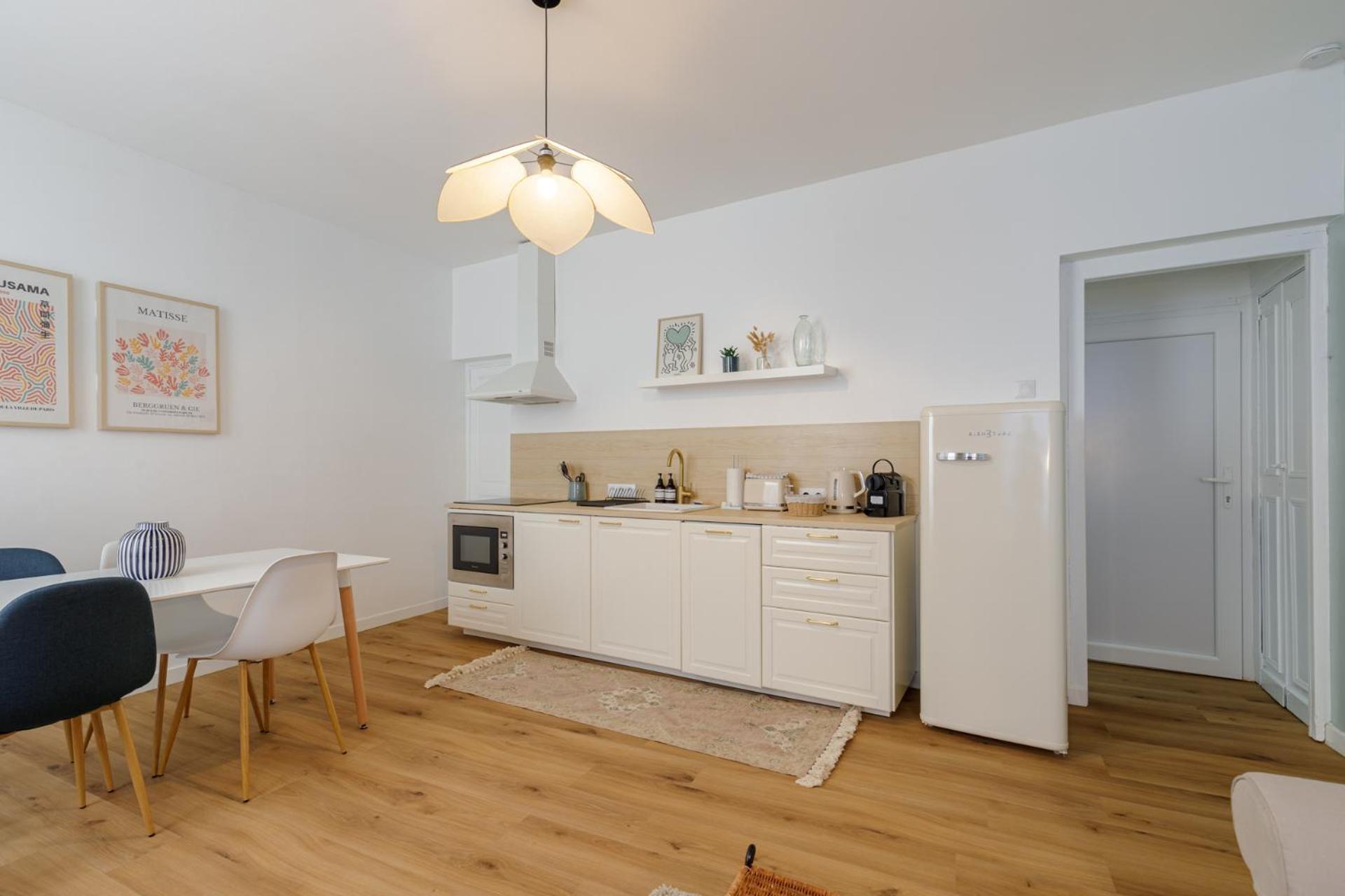 Apartment La Maison 44 - Duplex T3 - Clim, Calme, Via Rhona Montélimar